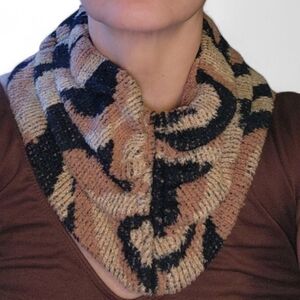 Vintage St. John Zip Up  Neck Scarf